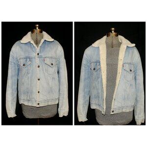 Vintage 90's Levi's 527 Trucker Jacket Sherpa Lined Size 44 Light Wash Denim